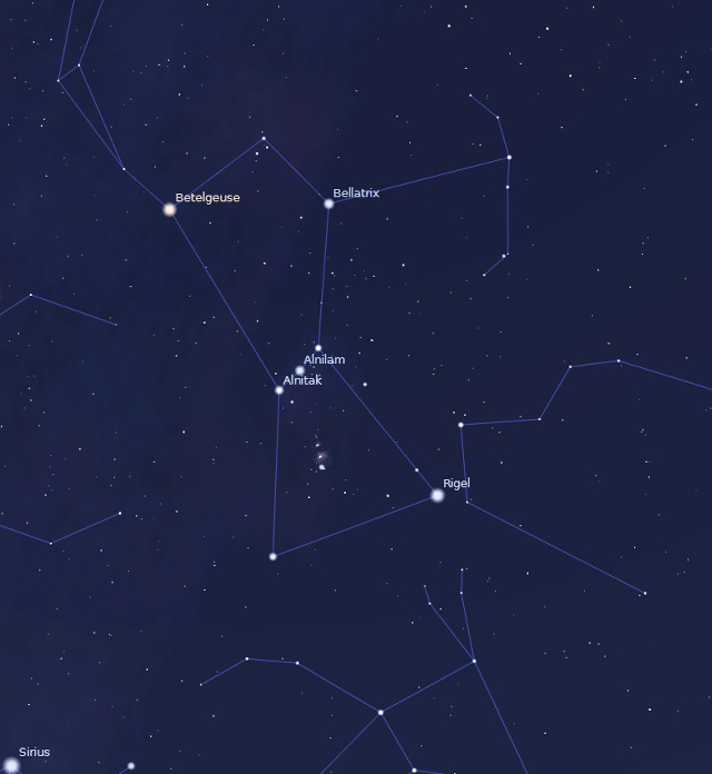 A holdfogyatkozás alatt megfigyelhető Orion csillagkép, az öv három csillaga alatt a híres Orion-köddel. Bal alsó sarokban az égbolt legfényesebb csillaga